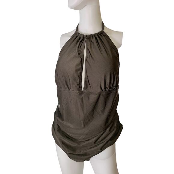 Cupshe, Plus size, 3x Gathered swimsuit, Halter style, backless, NWT - Picture 1 of 4